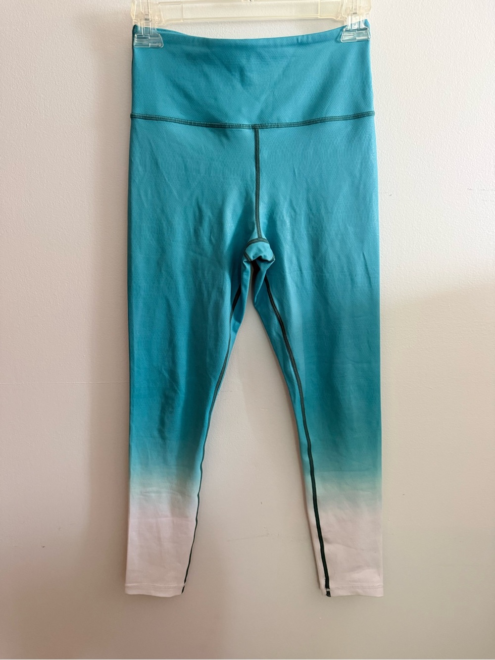 ZYIA Teal to White Ombre 7/8 Leggings